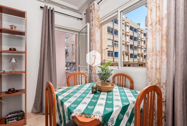 Resale - Apartment / flat -
Torrevieja - PARQUE DE LAS NACIONES