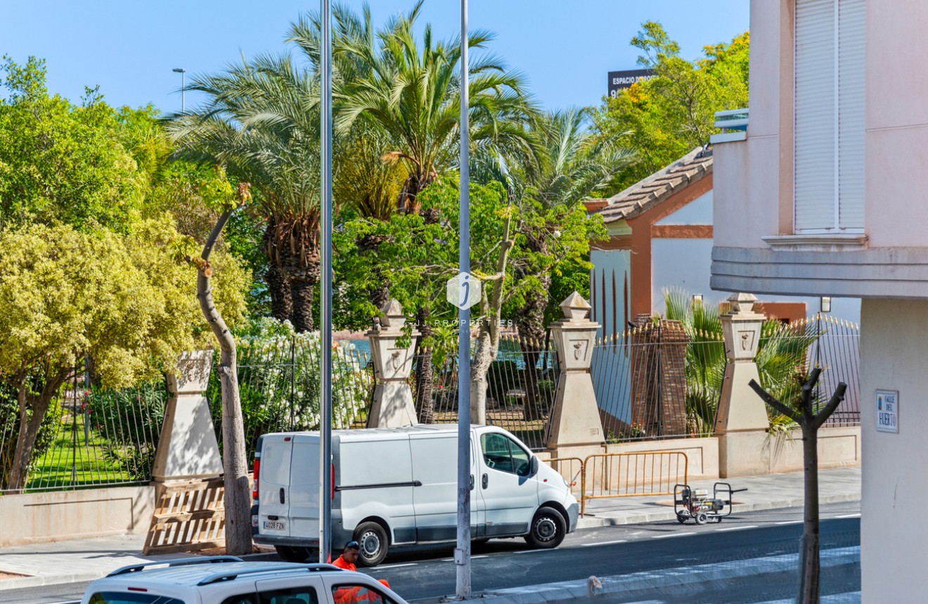 Resale - Apartment / flat -
Torrevieja - PARQUE DE LAS NACIONES