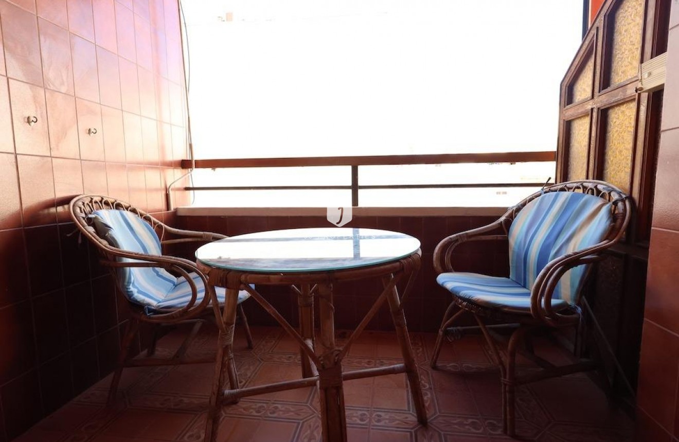 Resale - Apartment / flat -
Torrevieja - Costa Blanca