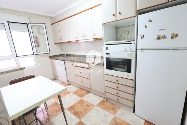 Resale - Apartment / flat -
Torrevieja - Costa Blanca