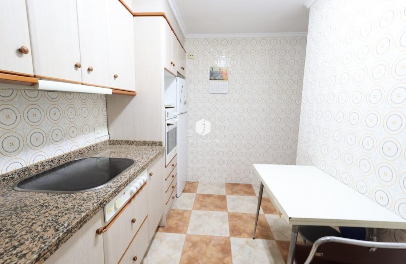 Resale - Apartment / flat -
Torrevieja - Costa Blanca