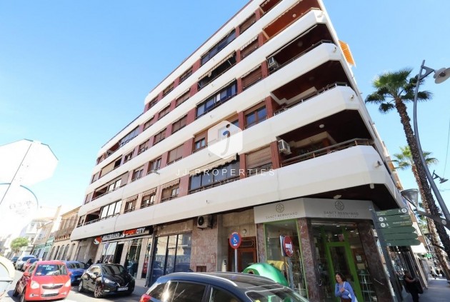 Resale - Apartment / flat -
Torrevieja - Costa Blanca