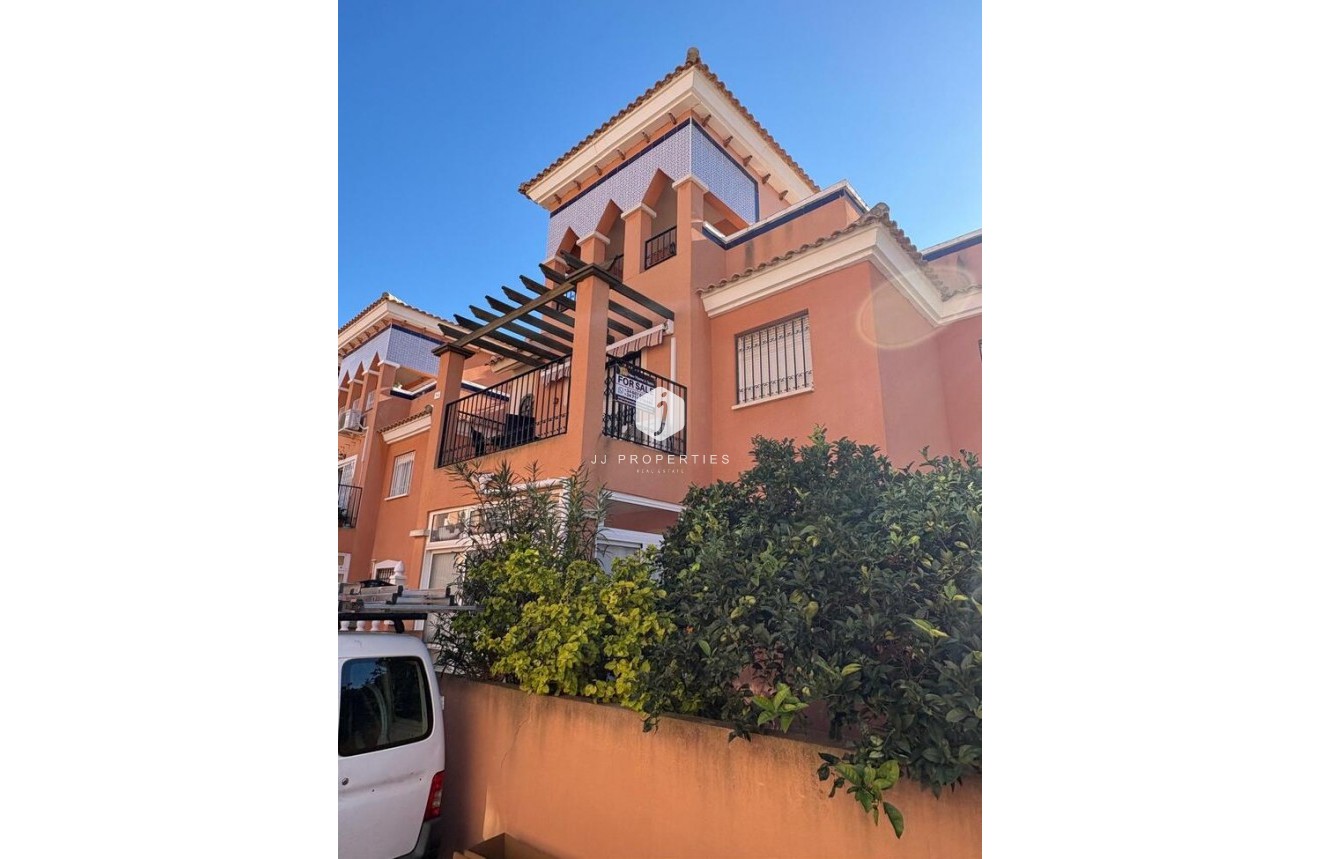 Resale - Penthouse -
Playa Flamenca - Costa Blanca