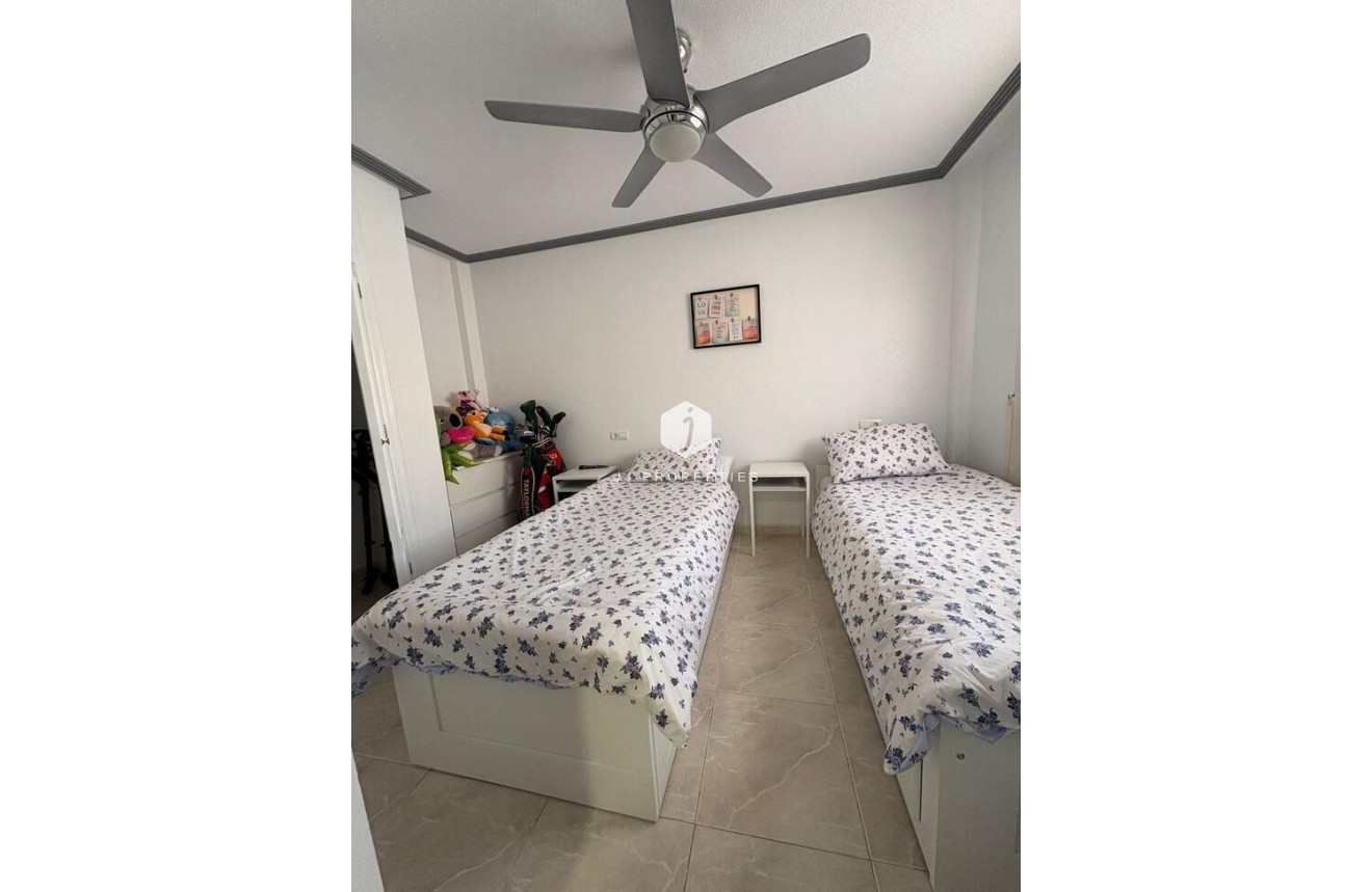 Resale - Penthouse -
Playa Flamenca - Costa Blanca