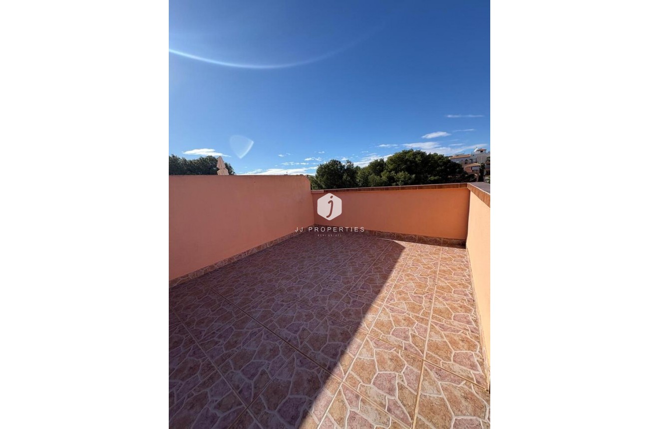 Resale - Penthouse -
Playa Flamenca - Costa Blanca