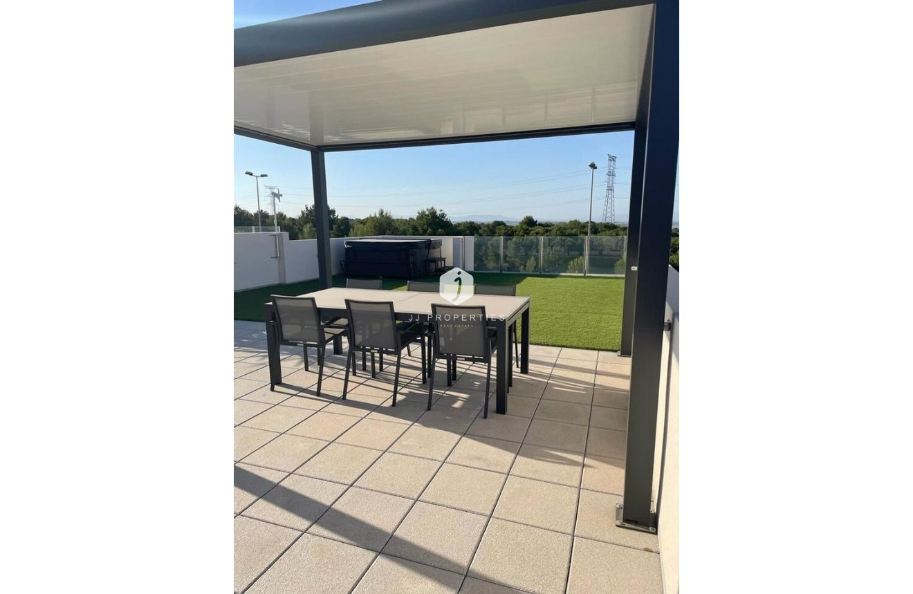 Resale - Villa -
Orihuela Costa - Costa Blanca