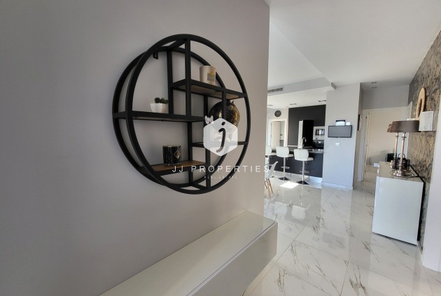 Resale - Villa -
Orihuela Costa - Costa Blanca