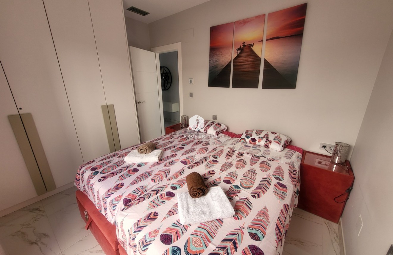 Resale - Villa -
Orihuela Costa - Costa Blanca