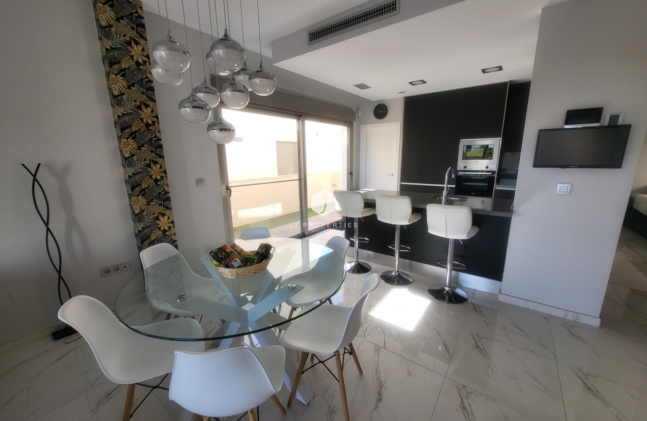 Resale - Villa -
Orihuela Costa - Costa Blanca