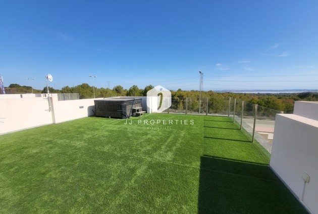 Resale - Villa -
Orihuela Costa - Costa Blanca