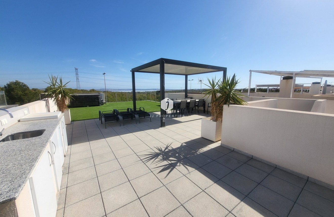 Resale - Villa -
Orihuela Costa - Costa Blanca