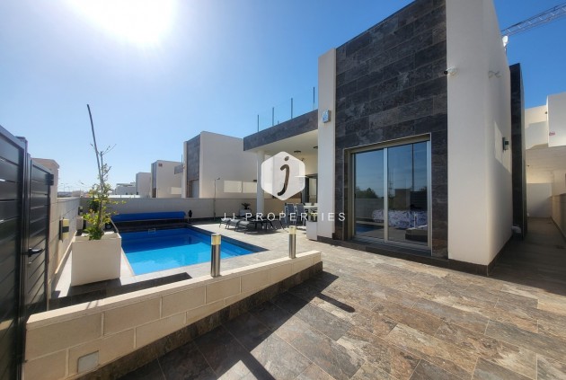 Resale - Villa -
Orihuela Costa - Costa Blanca