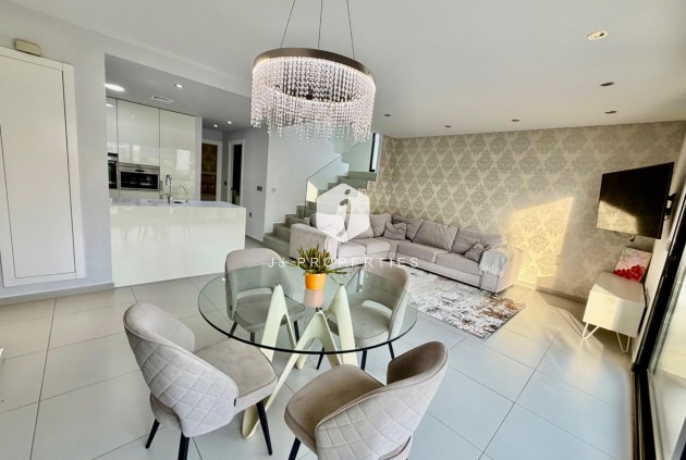 Resale - Villa -
Rojales - Cuidad Quesada