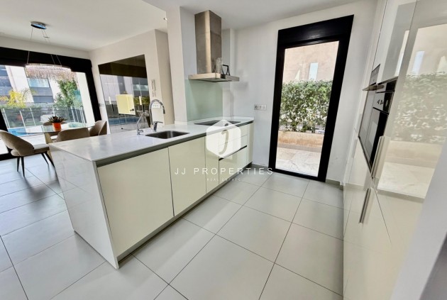 Resale - Villa -
Rojales - Cuidad Quesada