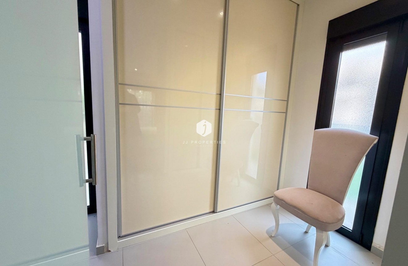 Resale - Villa -
Rojales - Cuidad Quesada