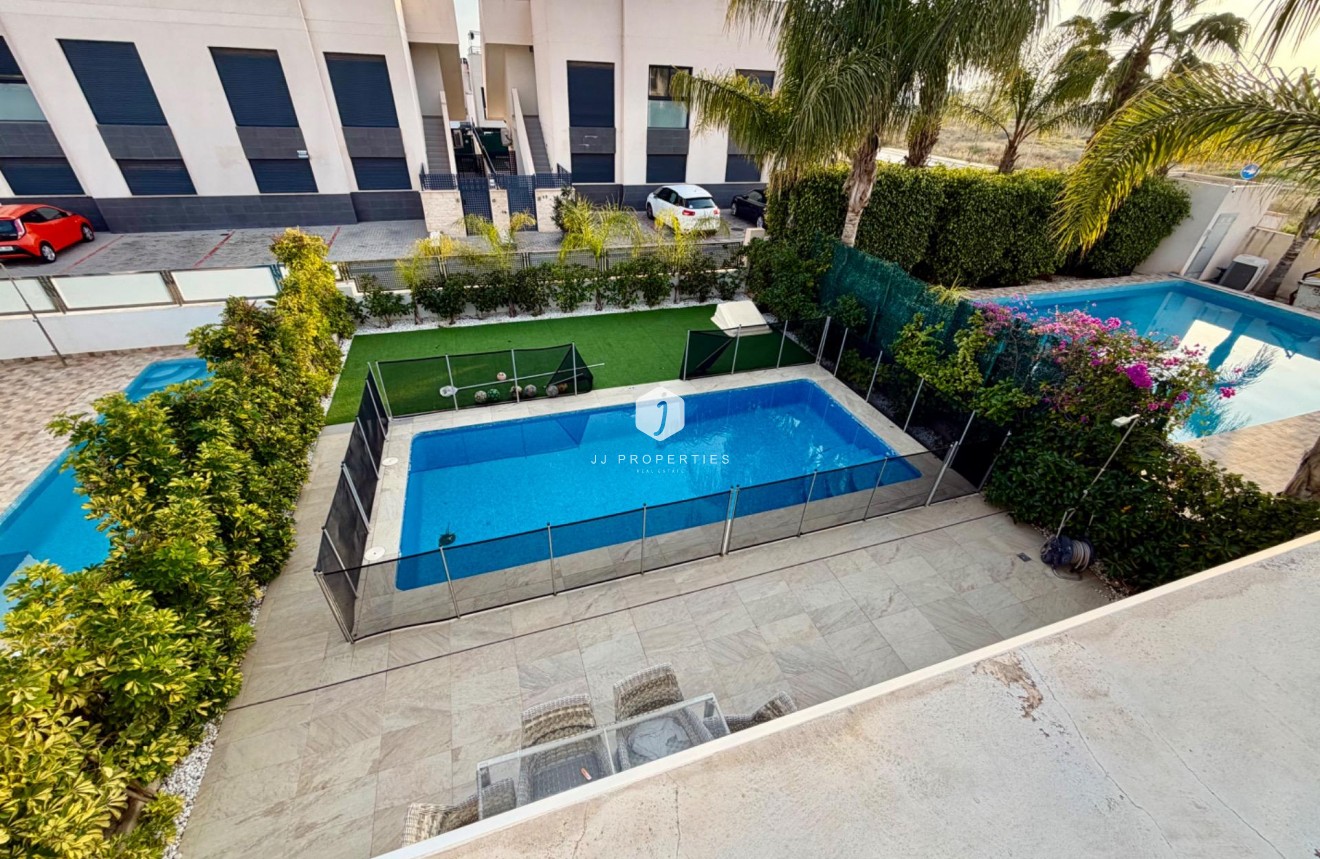 Resale - Villa -
Rojales - Cuidad Quesada