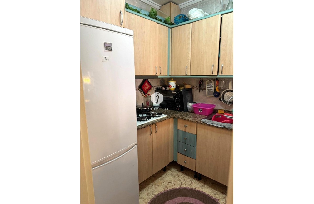 Resale - Apartment / flat -
Torrevieja - Playa del Cura