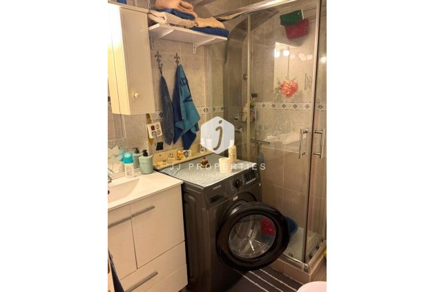 Resale - Apartment / flat -
Torrevieja - Playa del Cura