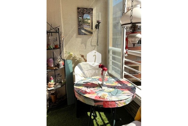 Resale - Apartment / flat -
Torrevieja - Playa del Cura