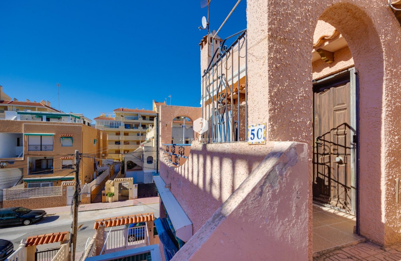 Resale - Bungalow -
Torrevieja - La Mata