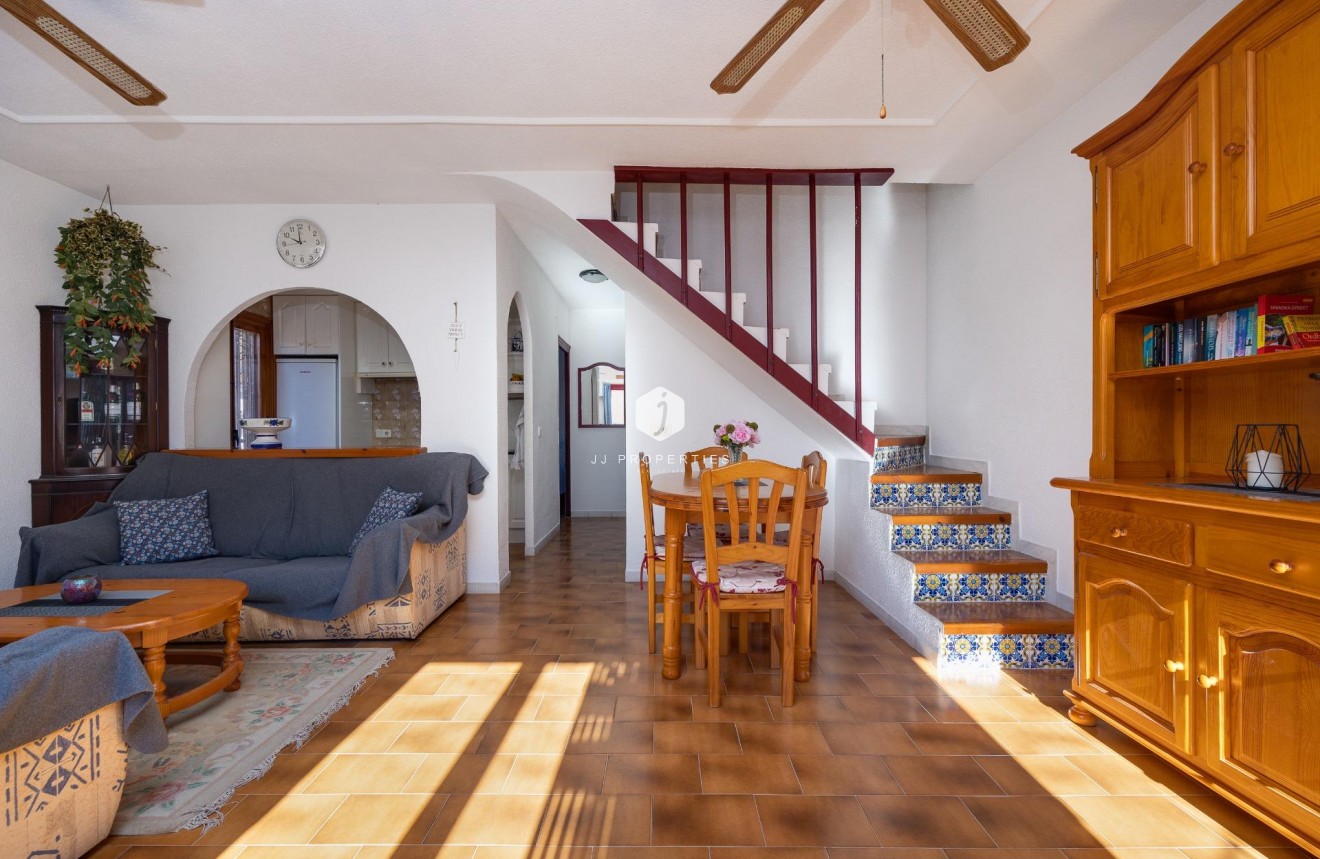 Resale - Bungalow -
Torrevieja - La Mata