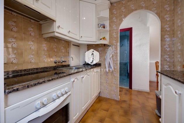 Resale - Bungalow -
Torrevieja - La Mata