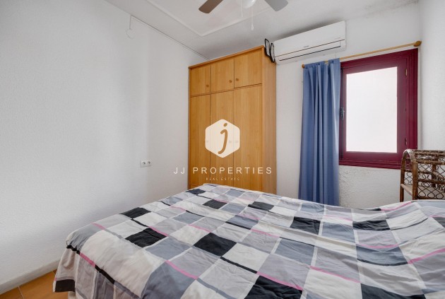 Resale - Bungalow -
Torrevieja - La Mata