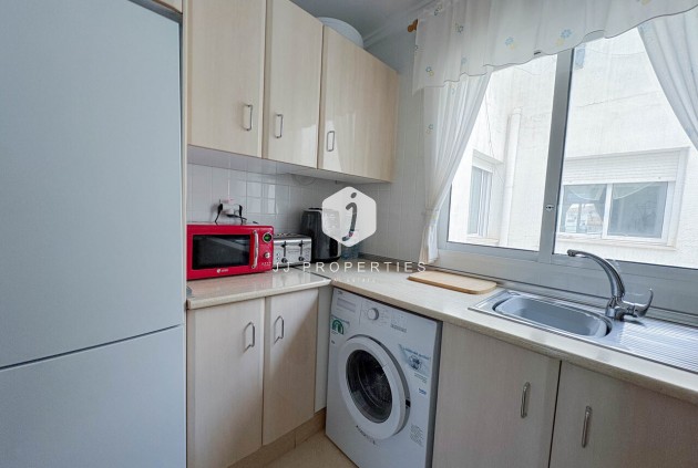 Resale - Apartment / flat -
Los Balcones - Costa Blanca