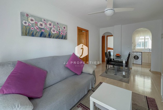 Resale - Apartment / flat -
Los Balcones - Costa Blanca
