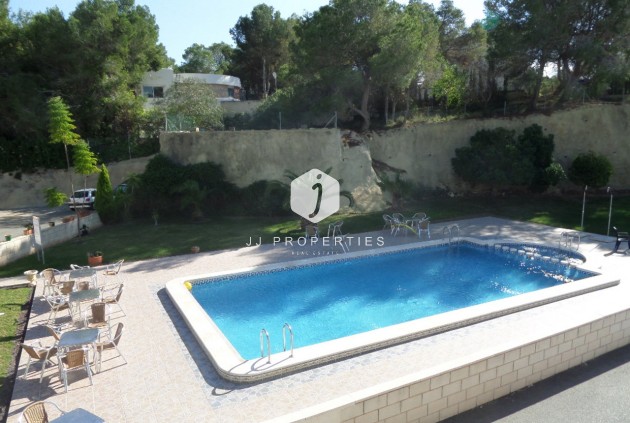 Resale - Apartment / flat -
Los Balcones - Costa Blanca
