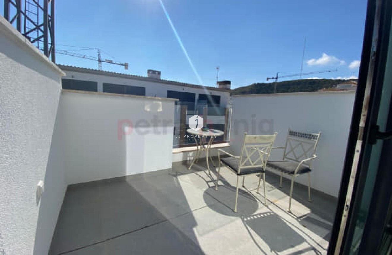 Resale - Chalet -
Guardamar del Segura - ELS SECONS