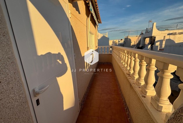 D'occasion - Chalet -
Torrevieja - Carrefour