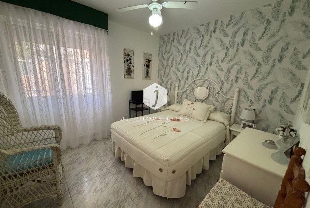 D'occasion - Chalet -
Torrevieja - Carrefour