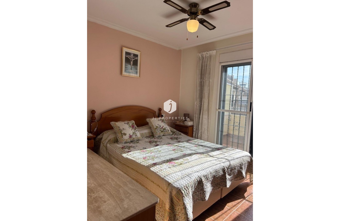 Resale - Duplex -
Orihuela Costa - Punta Prima