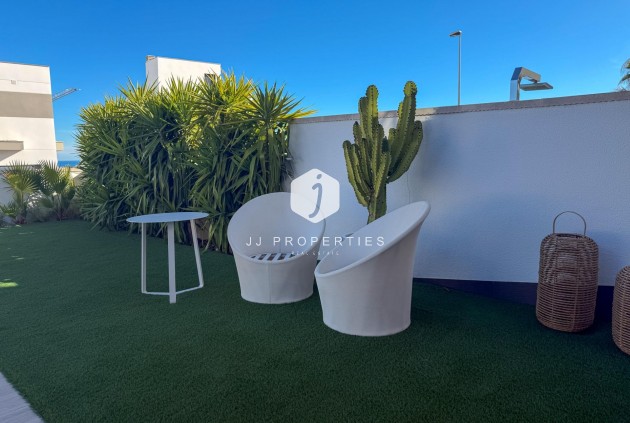 Resale - Villa -
San Miguel de Salinas - Bellavista