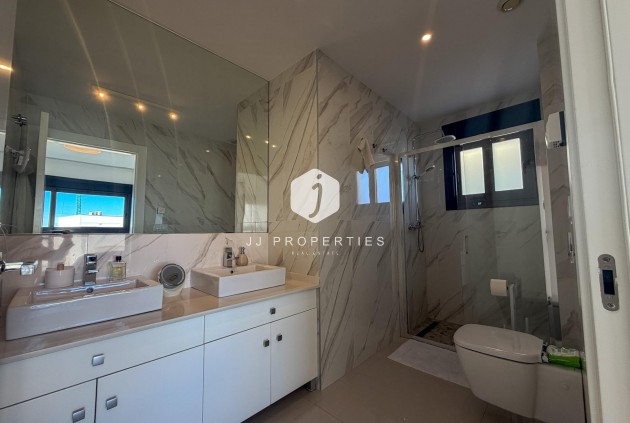 Resale - Villa -
San Miguel de Salinas - Bellavista