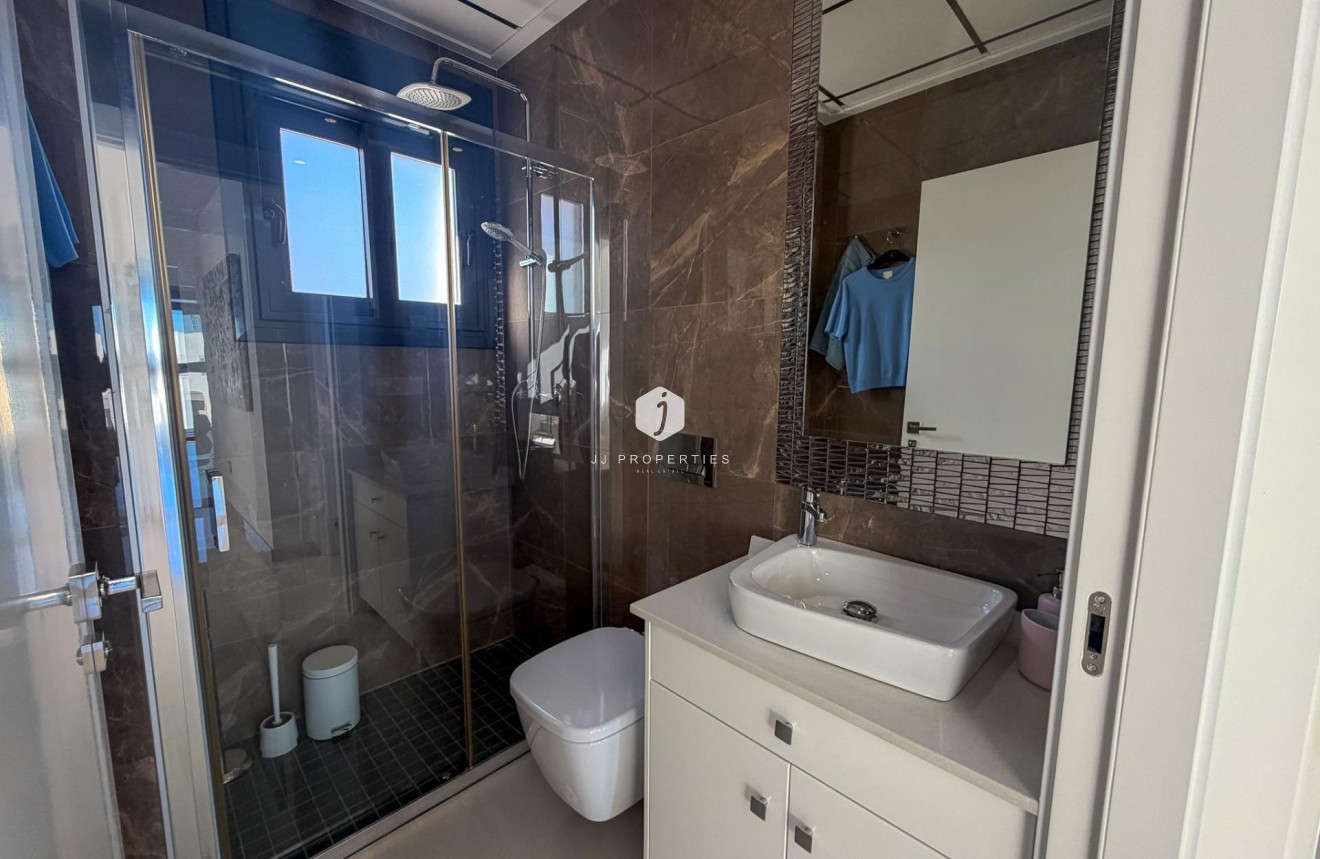 Resale - Villa -
San Miguel de Salinas - Bellavista