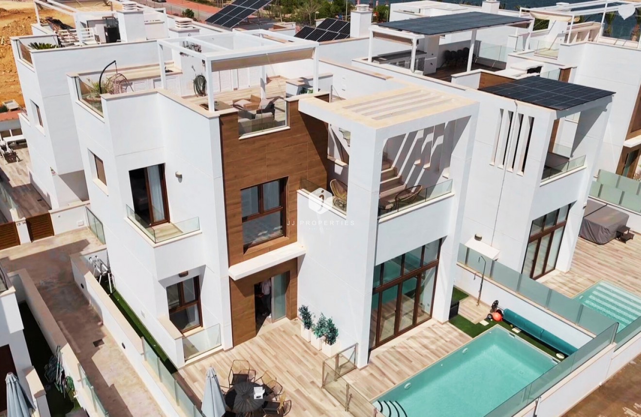 D'occasion - Villa -
Los Balcones - Costa Blanca