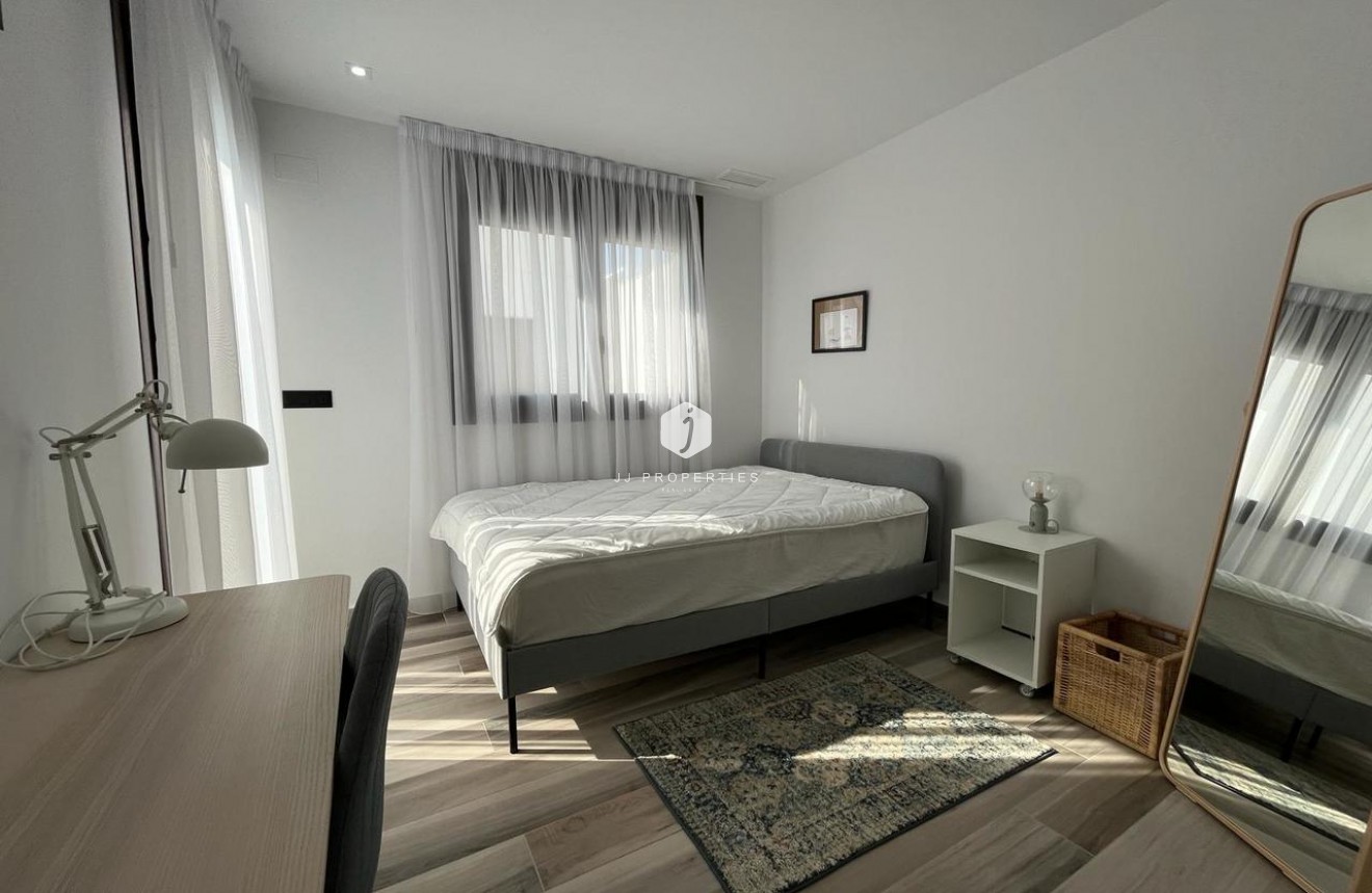 D'occasion - Villa -
Los Balcones - Costa Blanca