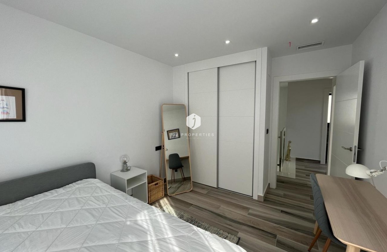 D'occasion - Villa -
Los Balcones - Costa Blanca