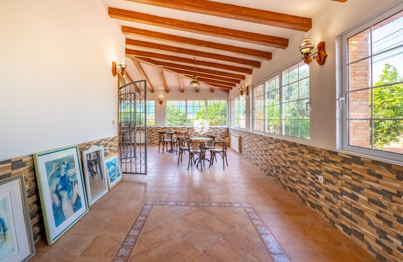 Resale - Villa -
Torrevieja - El chaparral