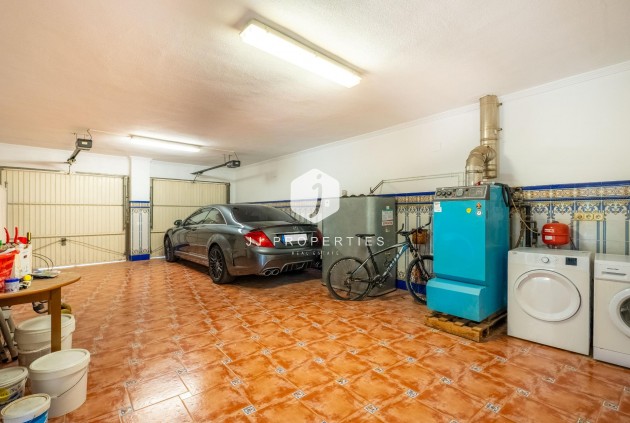 Resale - Villa -
Torrevieja - El chaparral