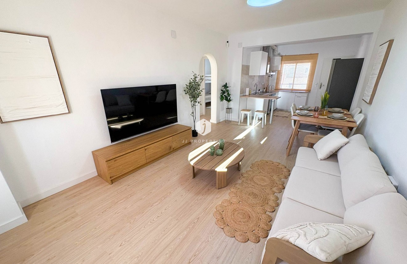 Resale - Bungalow -
Orihuela Costa - Costa Blanca