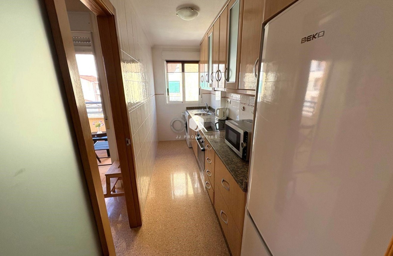 Resale - Apartment / flat -
Torrevieja - Centro