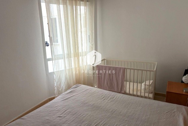 Resale - Apartment / flat -
Torrevieja - Centro