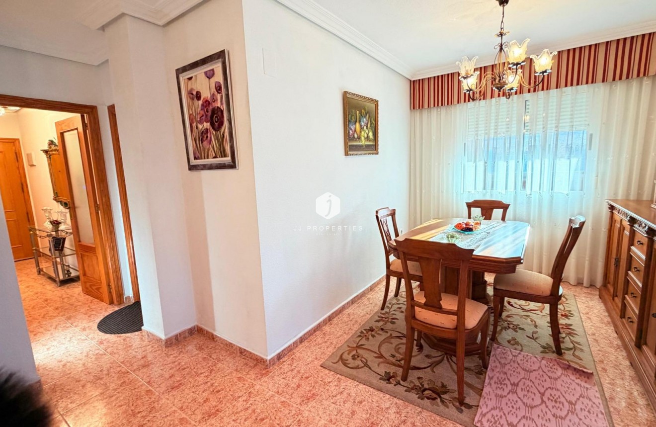 Resale - Penthouse -
Torrevieja - Acequion