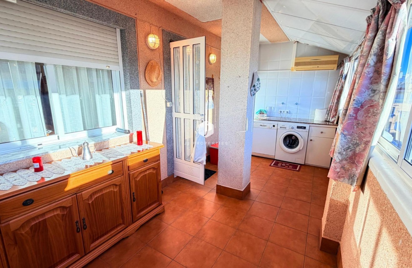 Resale - Penthouse -
Torrevieja - Acequion