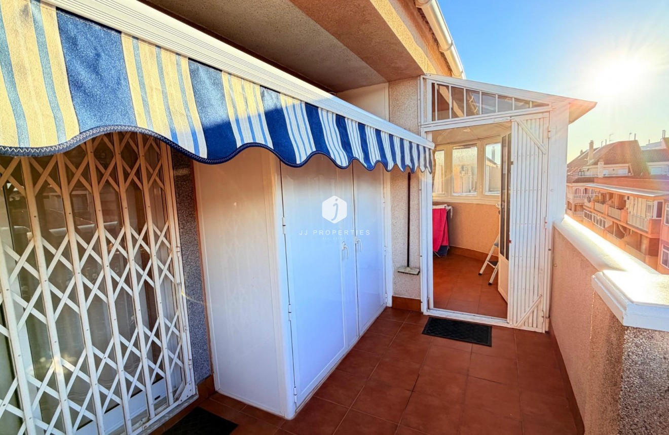 Resale - Penthouse -
Torrevieja - Acequion