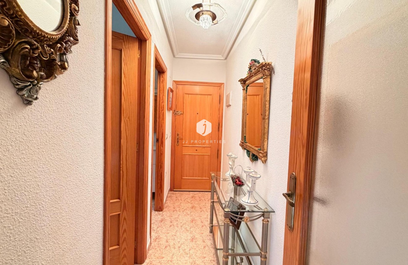 Resale - Penthouse -
Torrevieja - Acequion