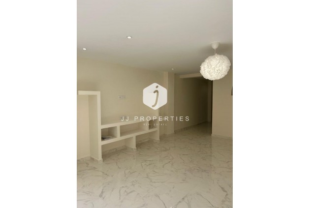 Resale - Apartment / flat -
Torrevieja